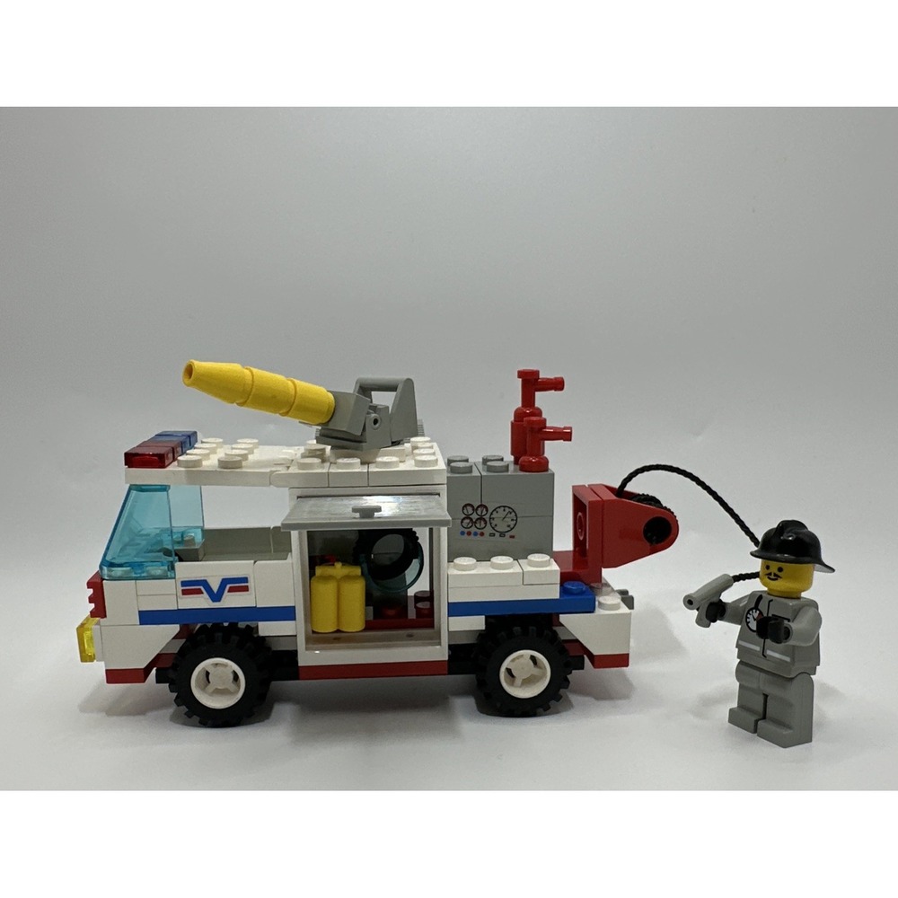 Vintage 1995 LEGO Town Launch Command 6614 Launch Evac with Mini Figure